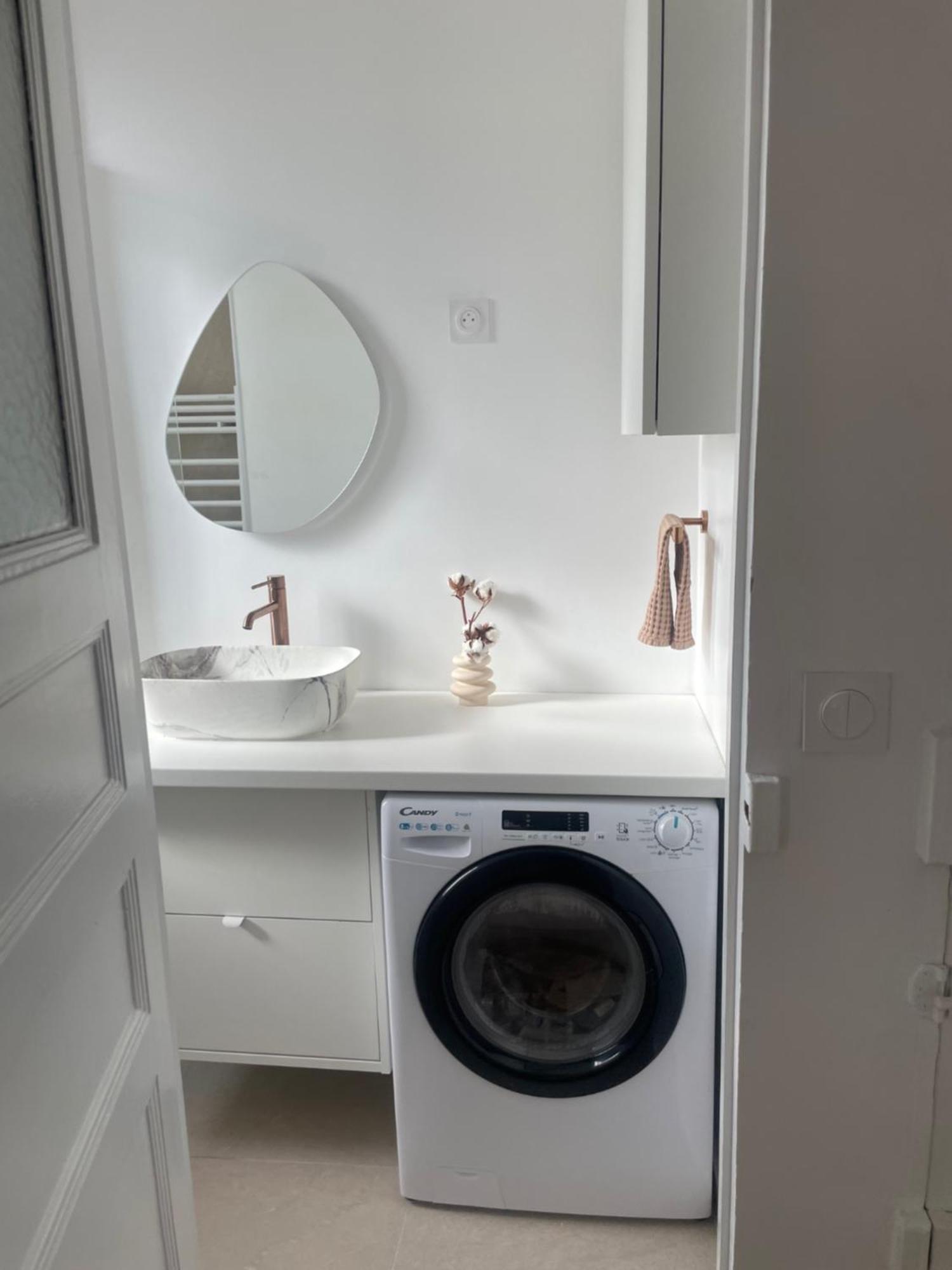 Appartement Perche Sur Les Toits, 16 Eme Quartier Calme Securise- Proche Quai Seine Roland Garros Paris